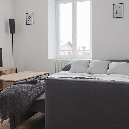 Apartman Le Carre, De